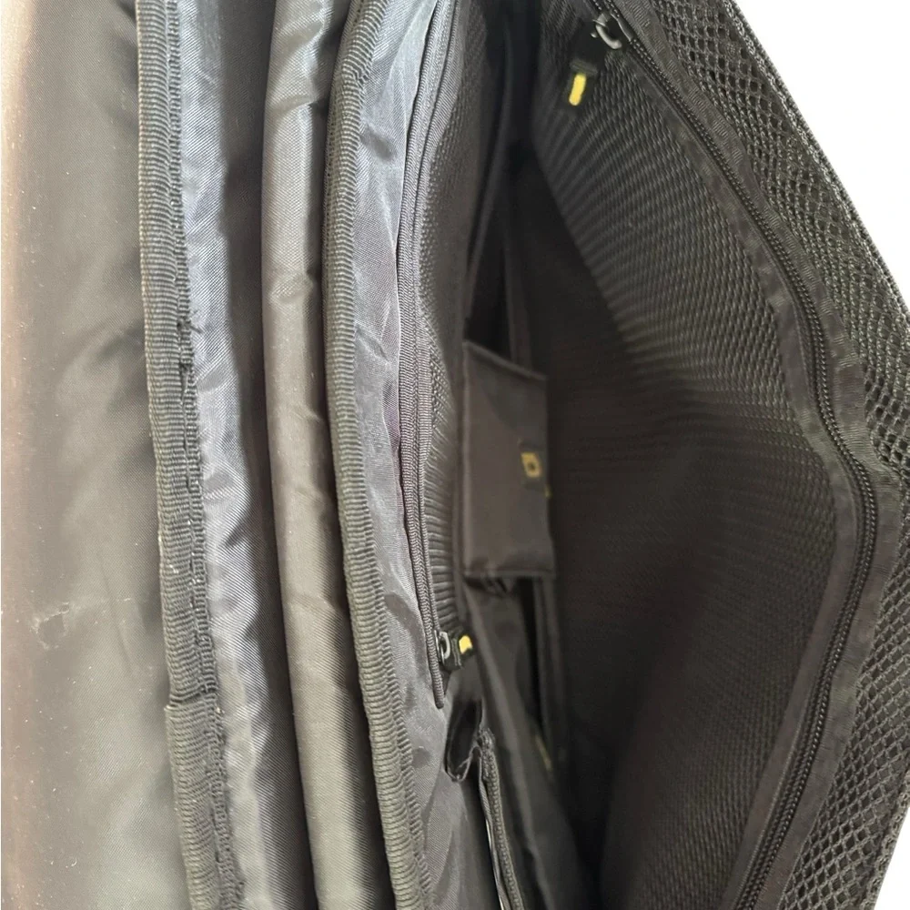 Vintage Targus laptop messager bag unused